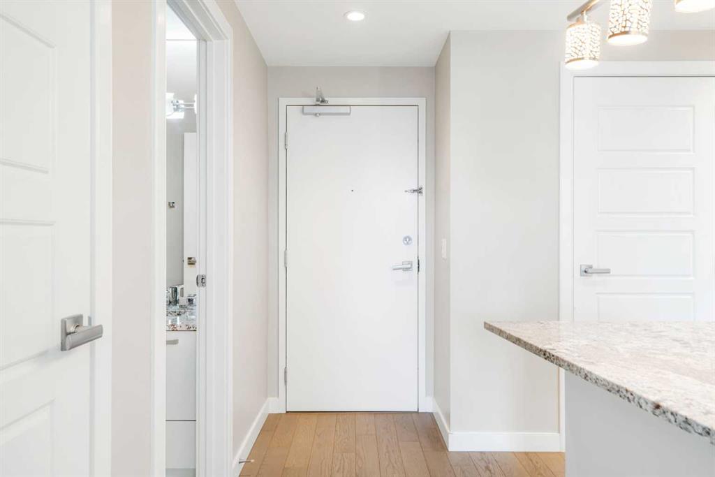 225 11 Avenue SE, #607