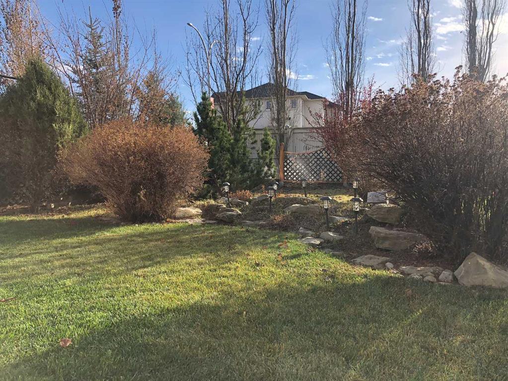 349 Sunset Common