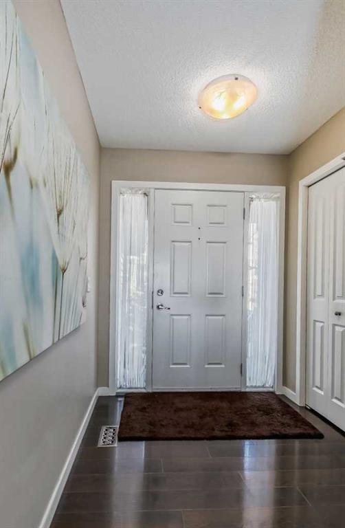 349 Sunset Common