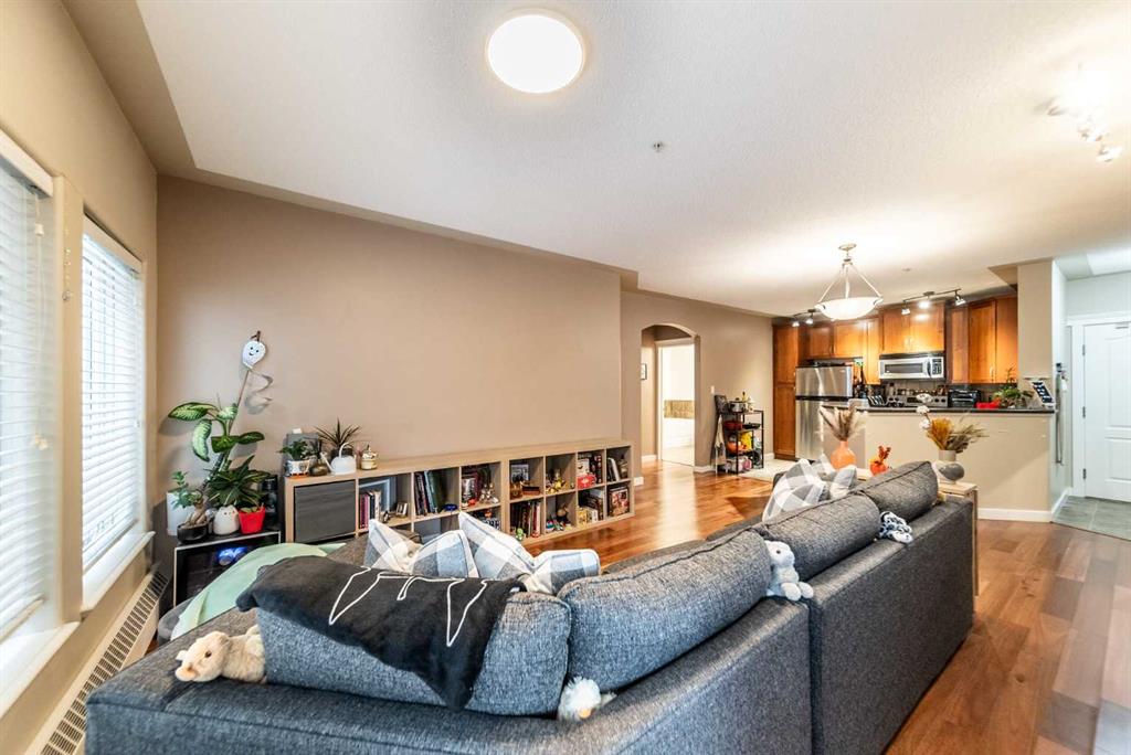 30 Discovery Ridge Close SW, #219