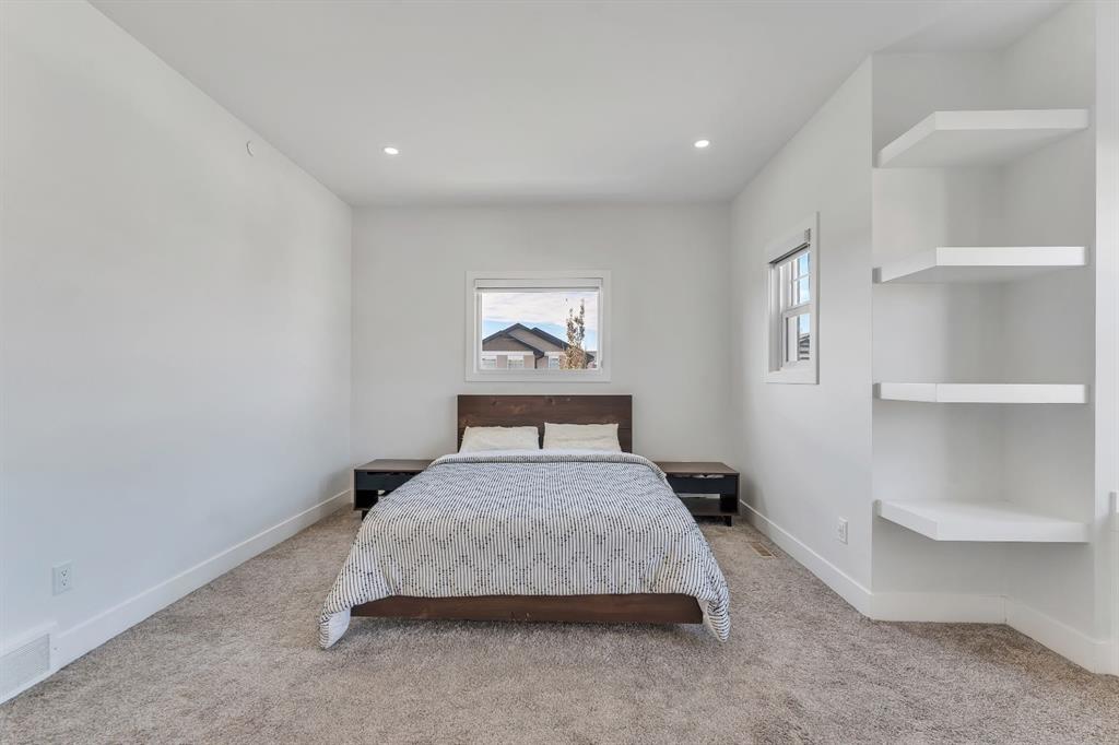 32 Covecreek Mews NE