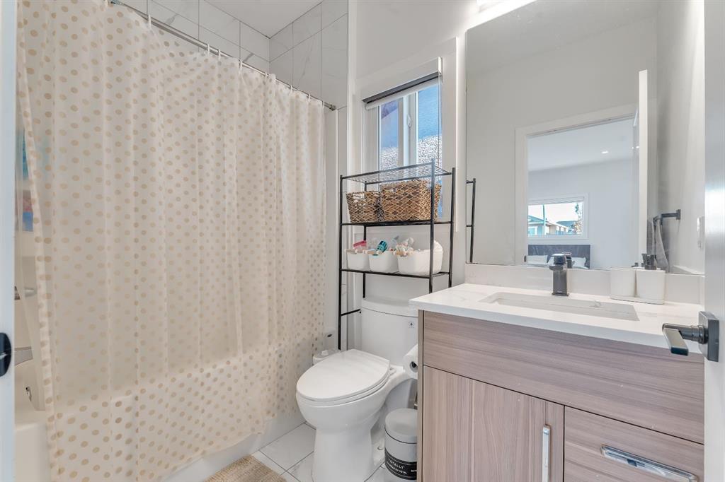 32 Covecreek Mews NE