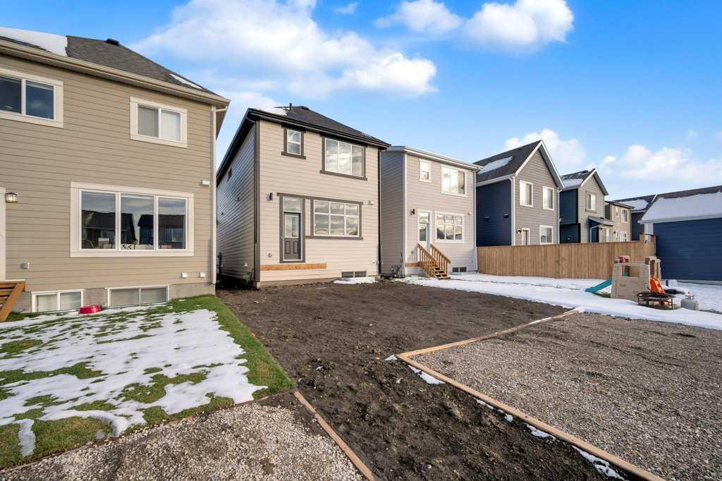159 Magnolia Way SE