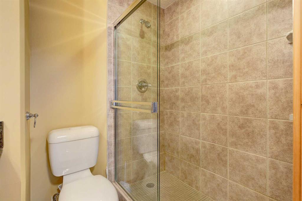 107 Armstrong Place, #614
