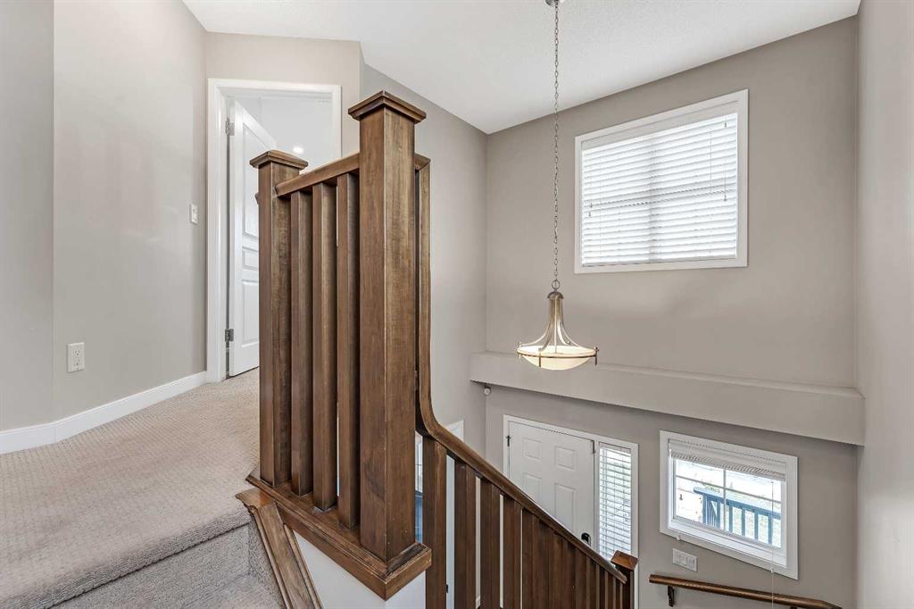 1202 New Brighton Park SE