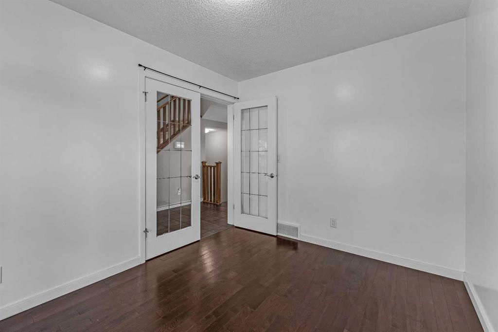 1202 New Brighton Park SE