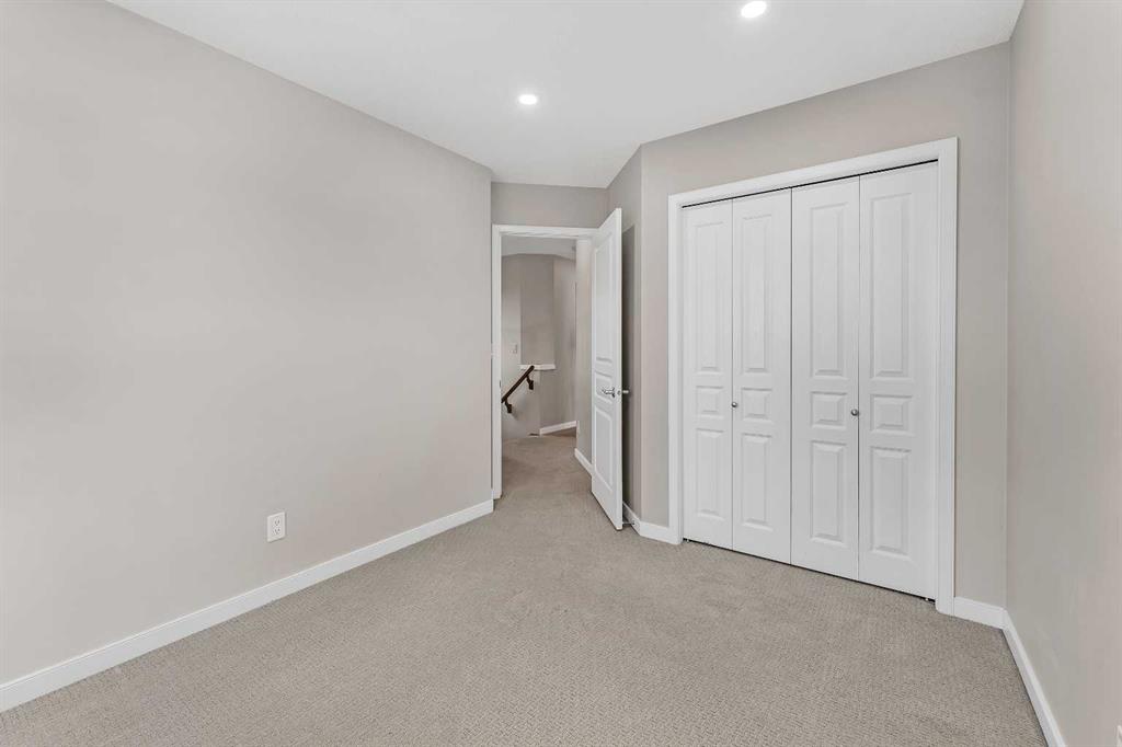 1202 New Brighton Park SE
