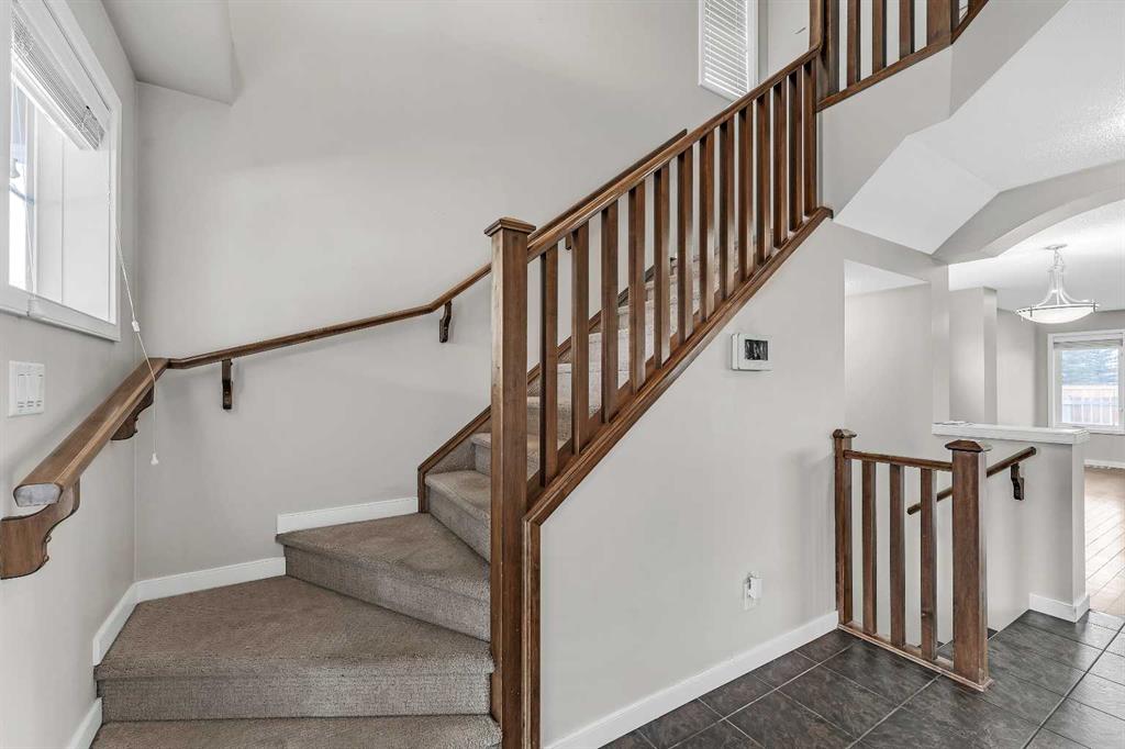 1202 New Brighton Park SE