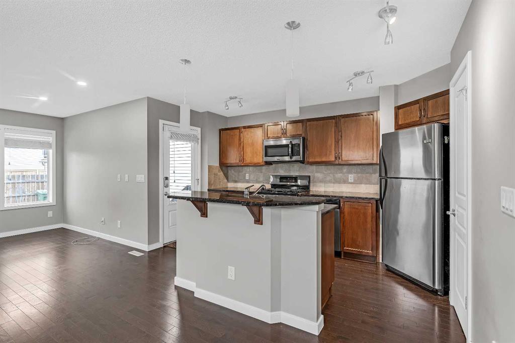 1202 New Brighton Park SE