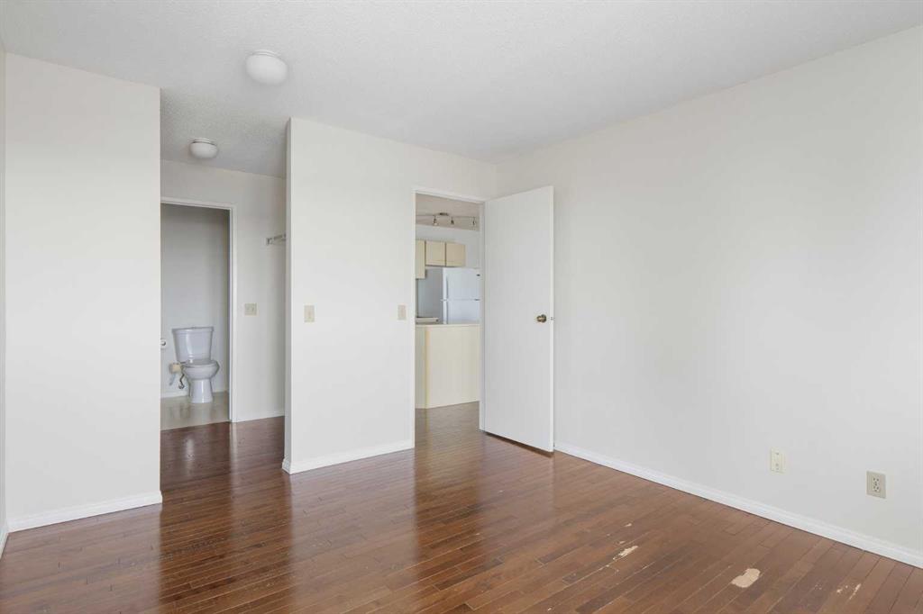 1500 Edenwold Heights NW, #1523