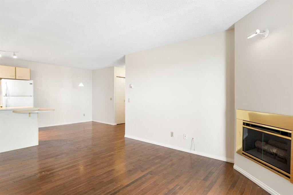 1500 Edenwold Heights NW, #1523