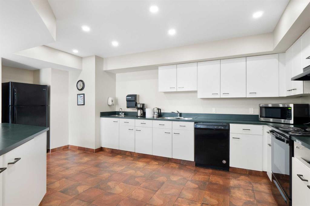 1500 Edenwold Heights NW, #1523