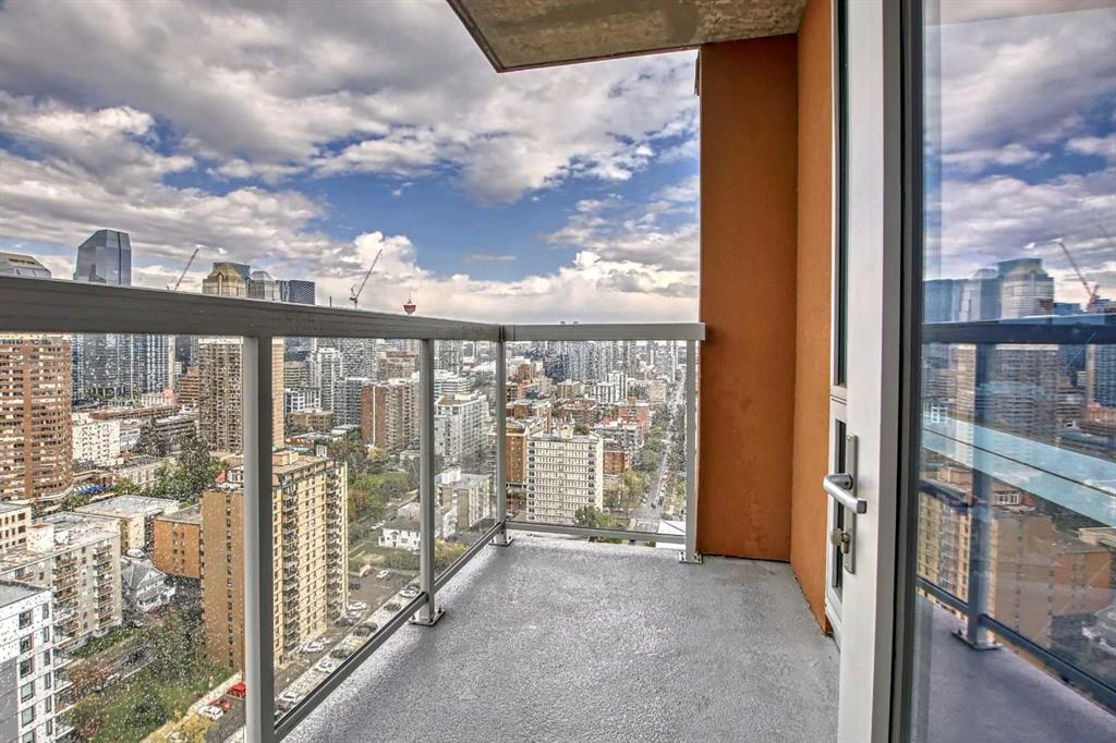 817 15 Avenue SW, #2500