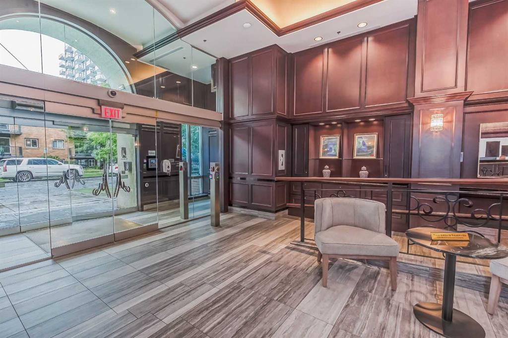 817 15 Avenue SW, #2500