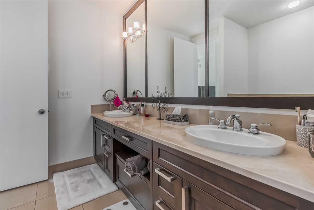817 15 Avenue SW, #2500
