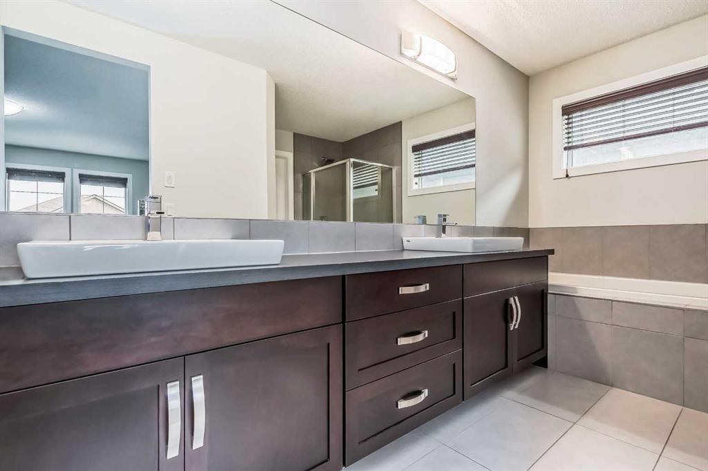 13 Evansview Manor NW