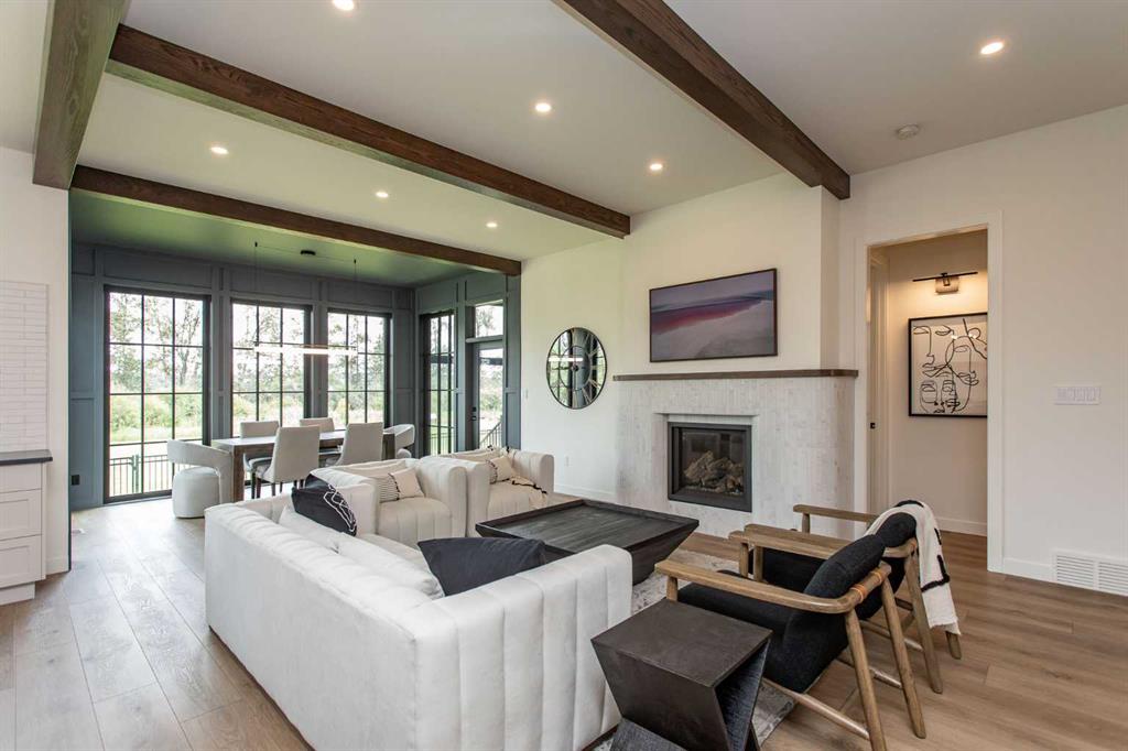 121 Emerald Drive