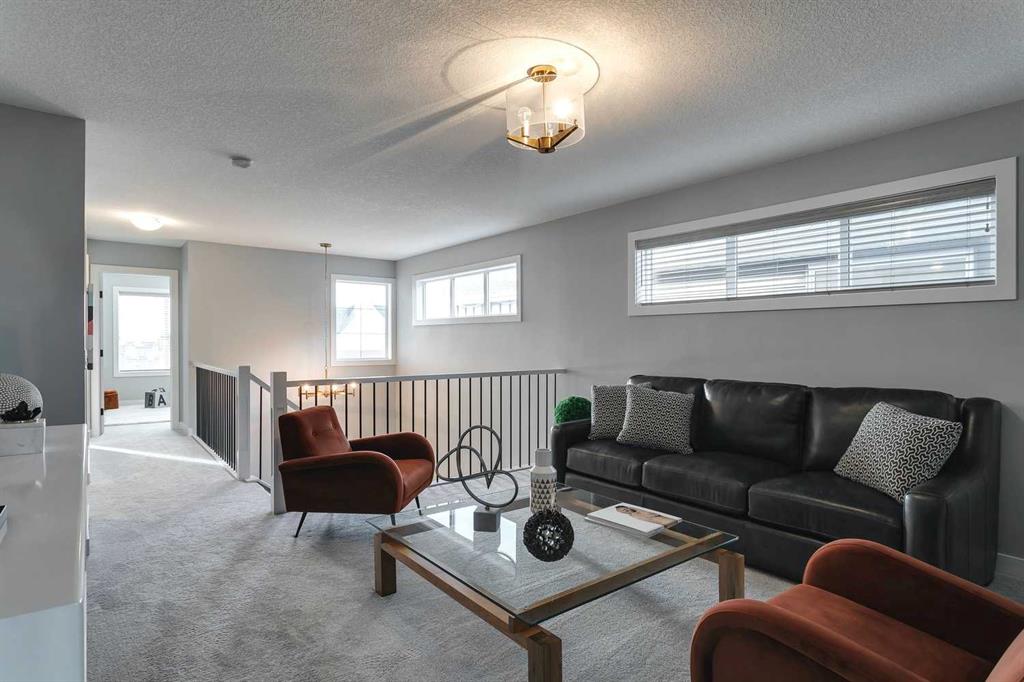 163 Sundown Crescent