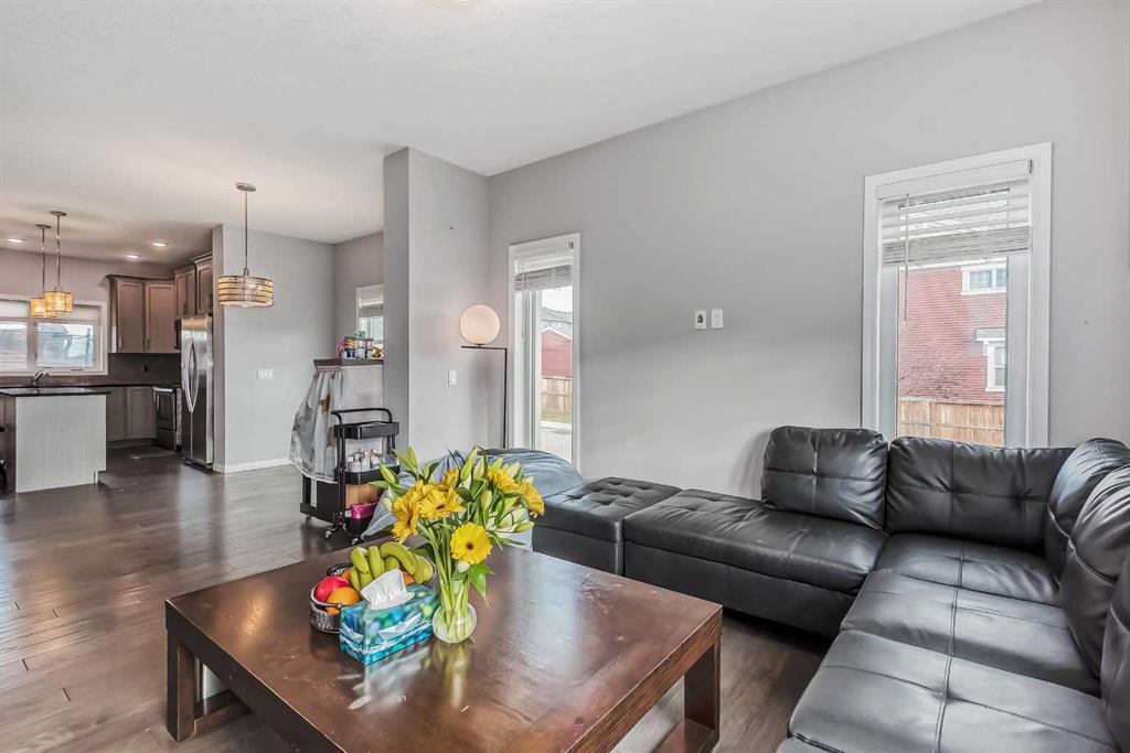 80 Evansborough Common NW