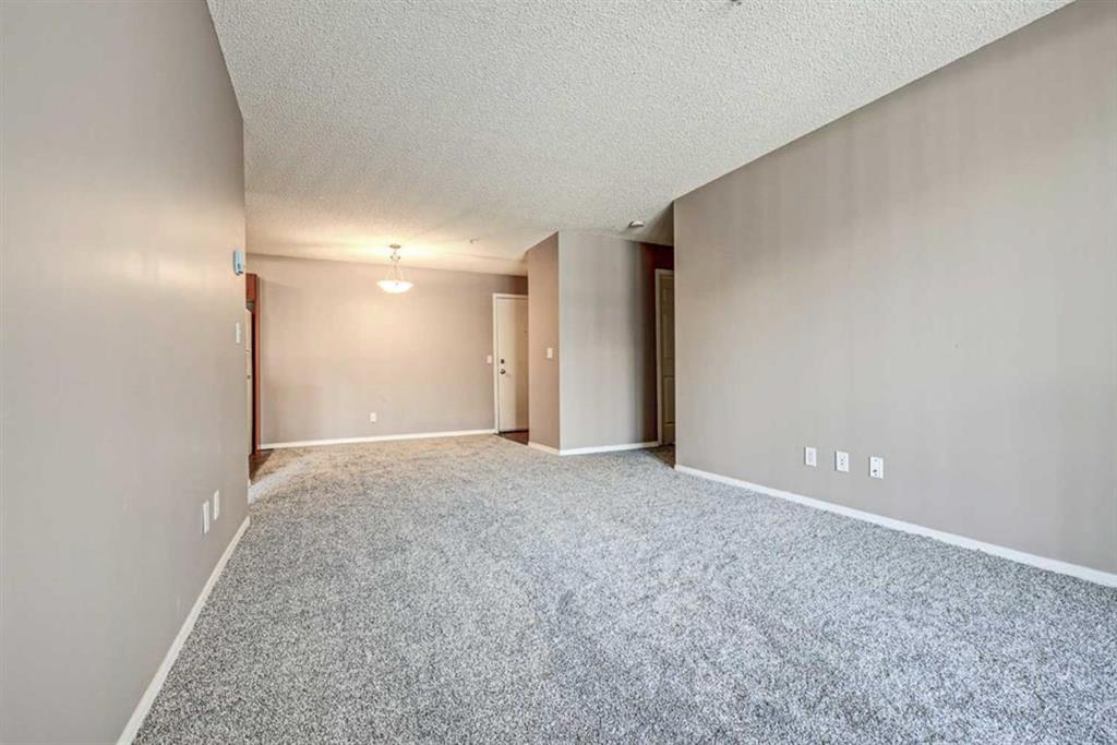8 BRIDLECREST Drive SW, #2135