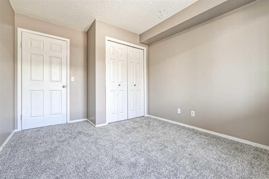 8 BRIDLECREST Drive SW, #2135