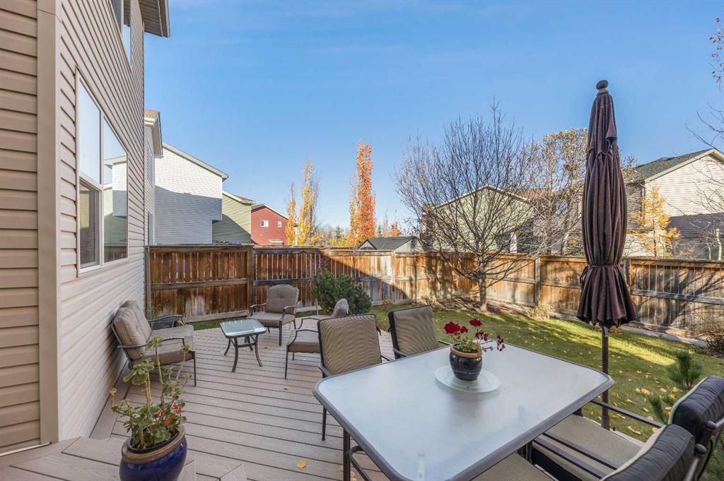 36 Aspen Hills Close SW