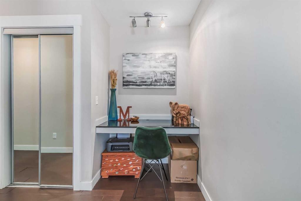 11 Mahogany Row SE, #2214
