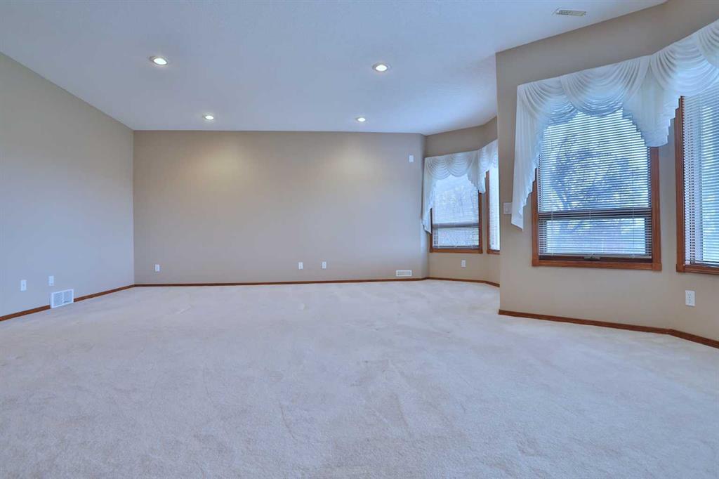 106 Hamptons Heights NW