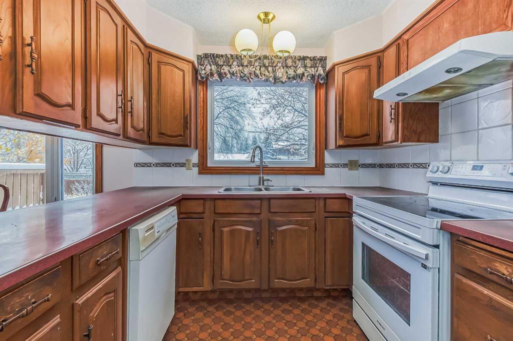 108 Lake Placid Road SE