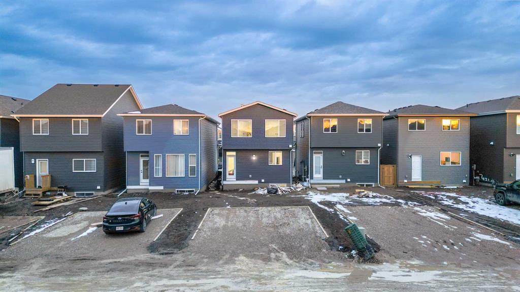 554 Corner Meadows Way NE