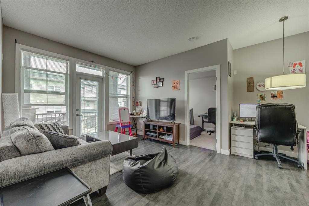 48 Panatella Road NW, #210