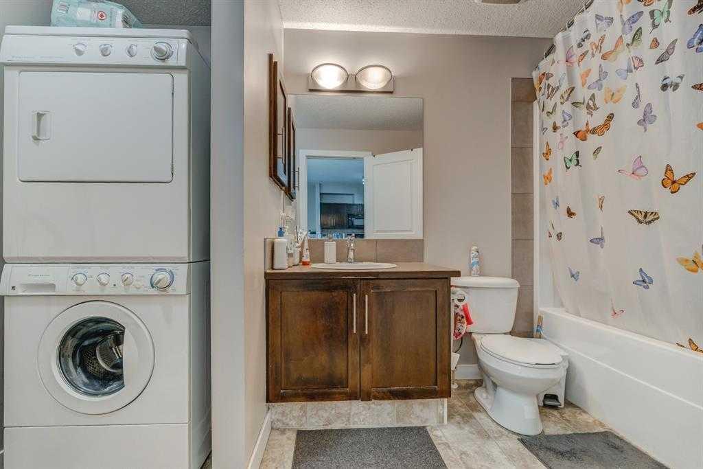48 Panatella Road NW, #210