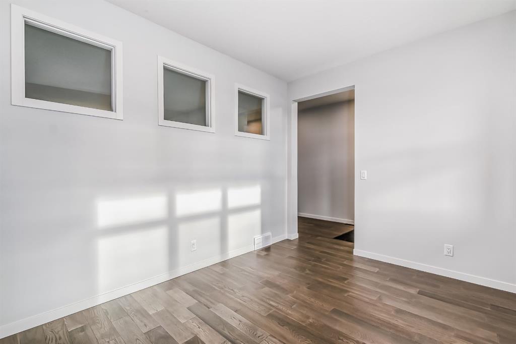 214 Legacy Reach Crescent SE
