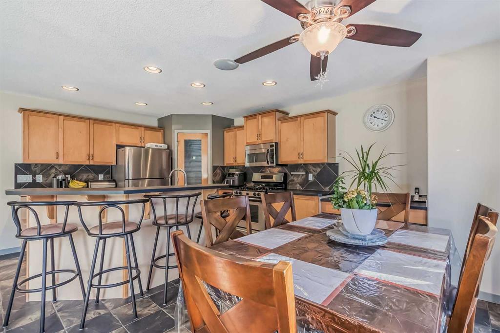 57 Everwillow Boulevard SW