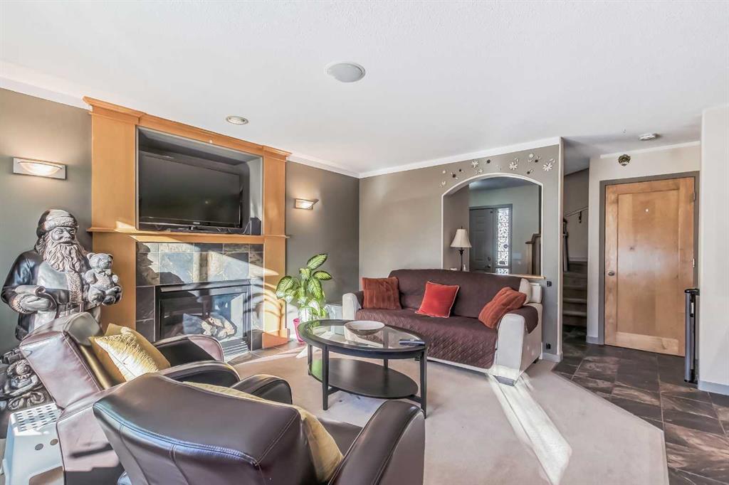 57 Everwillow Boulevard SW