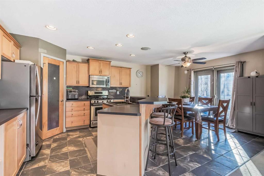 57 Everwillow Boulevard SW