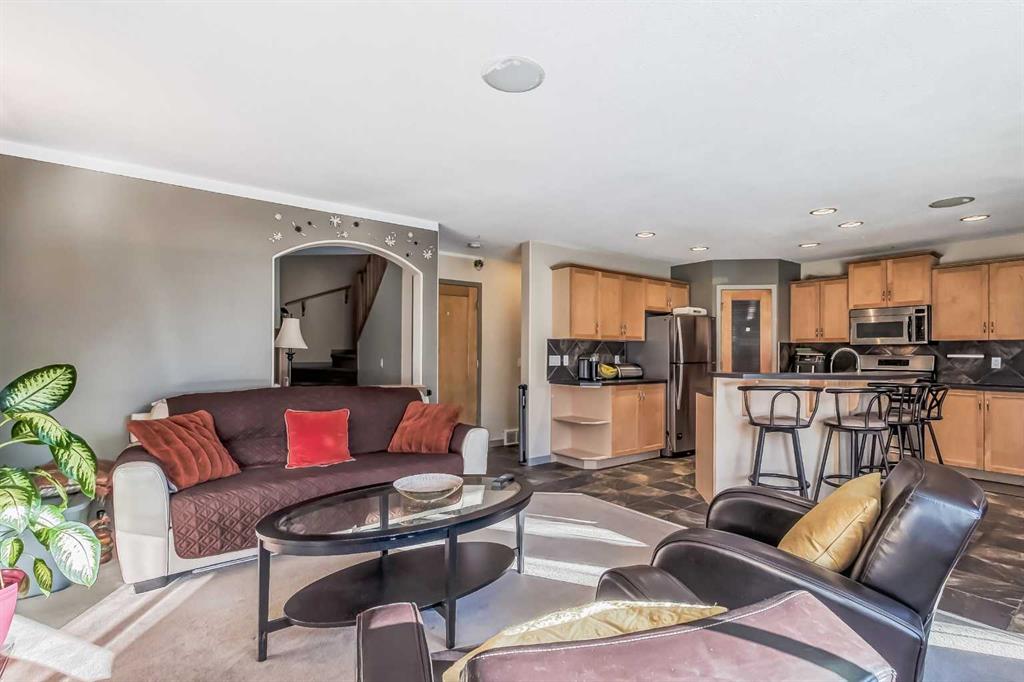57 Everwillow Boulevard SW