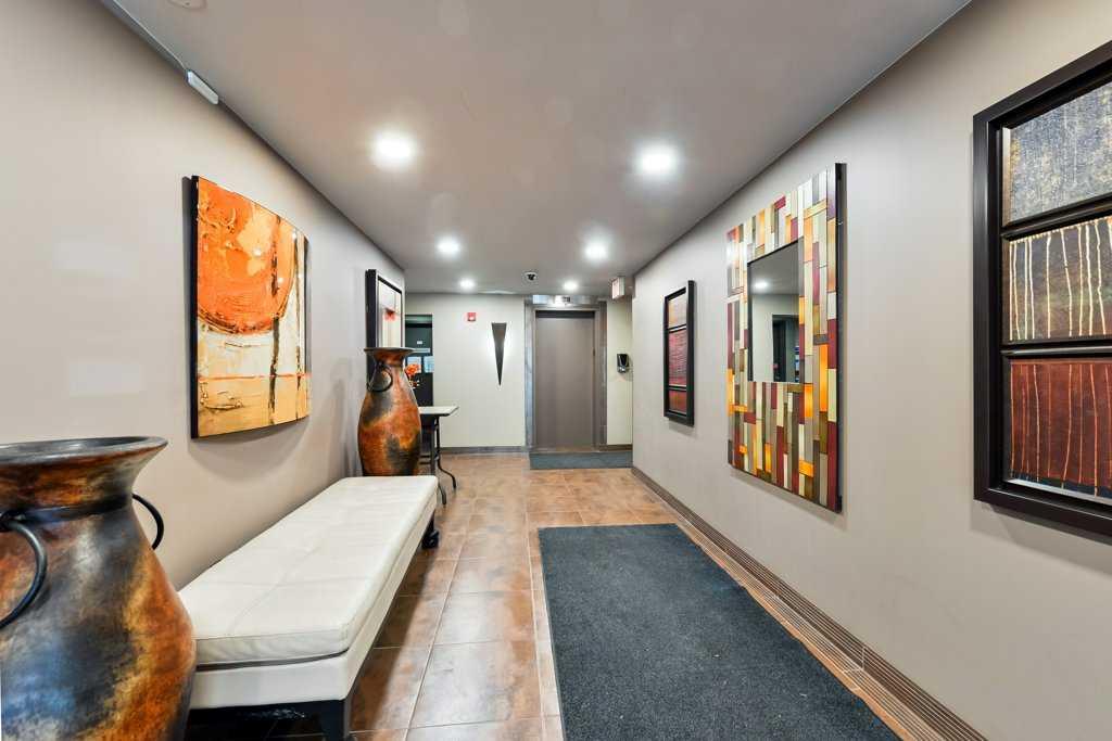 812 14 Avenue SW, #706