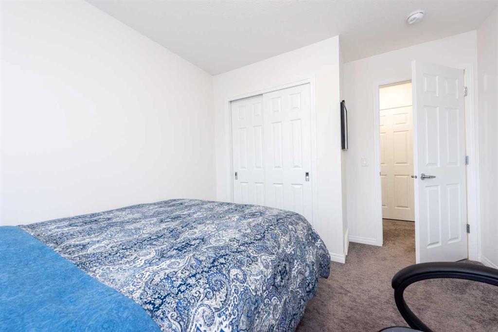 20 Cityside Manor NE