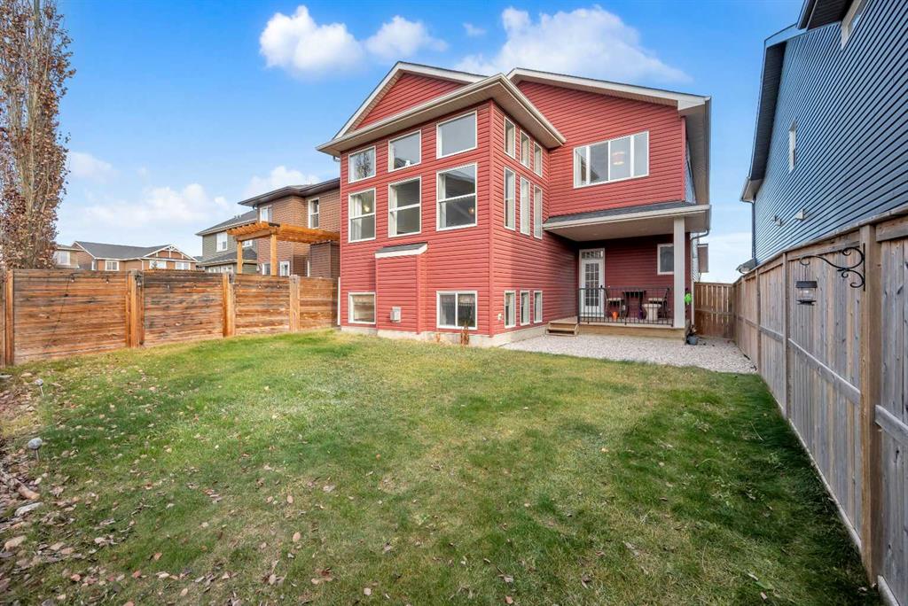 126 Evanspark Way NW