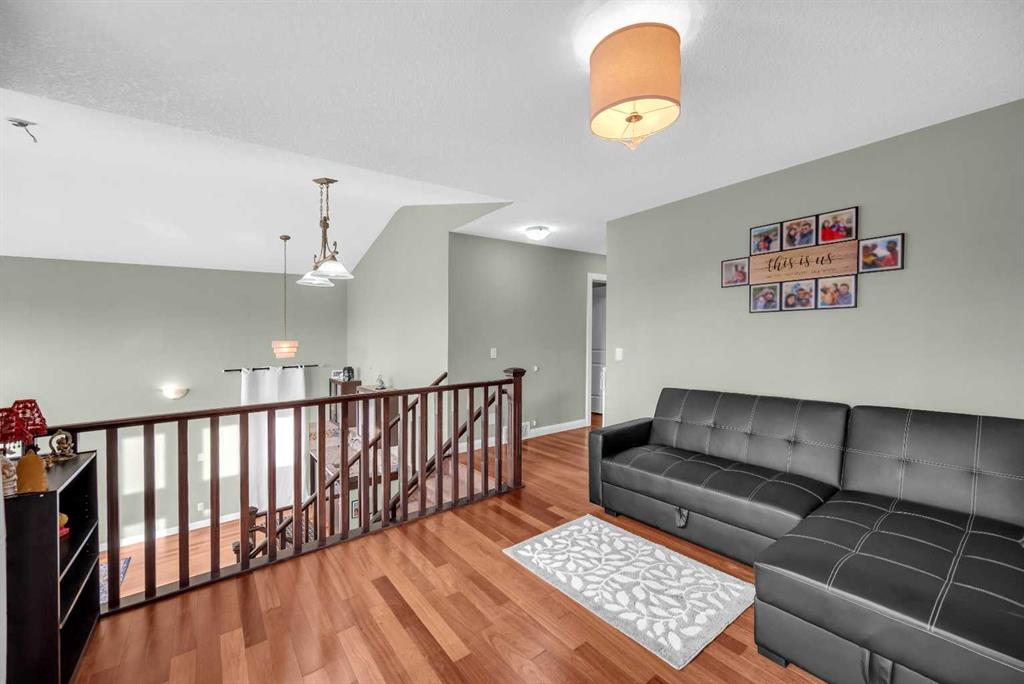 126 Evanspark Way NW