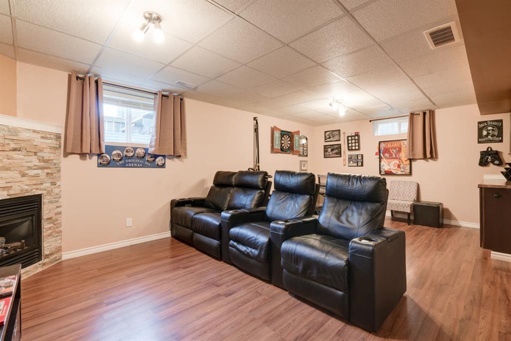170 Evansford Circle NW