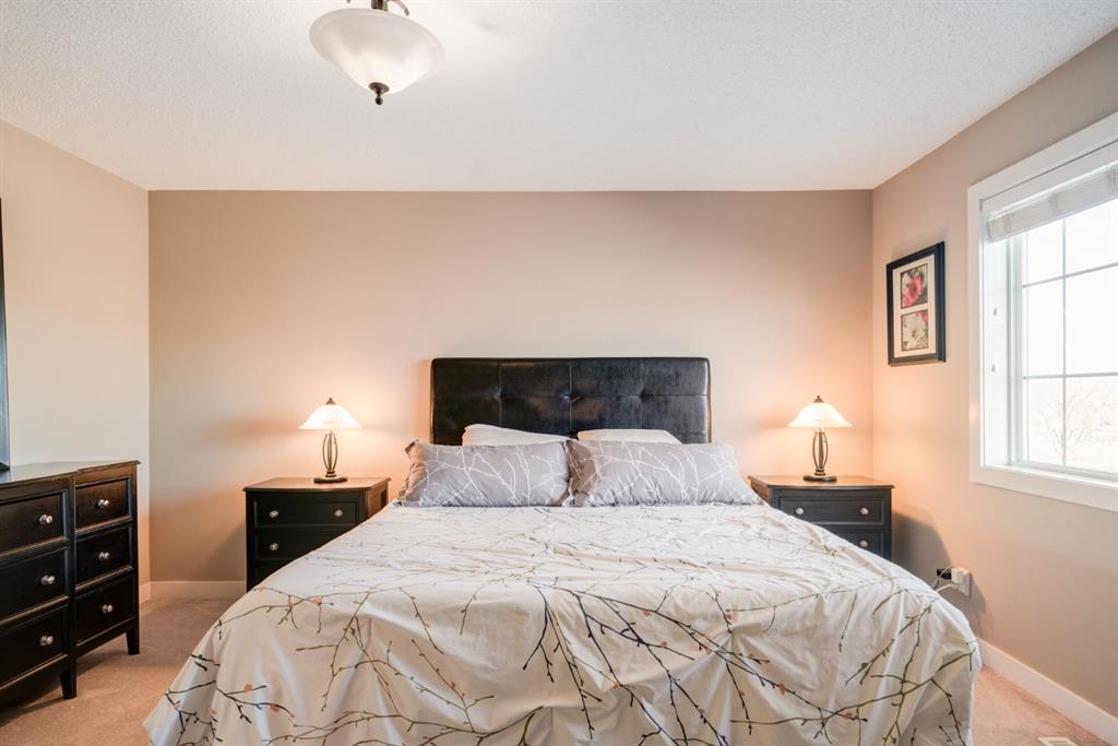 170 Evansford Circle NW