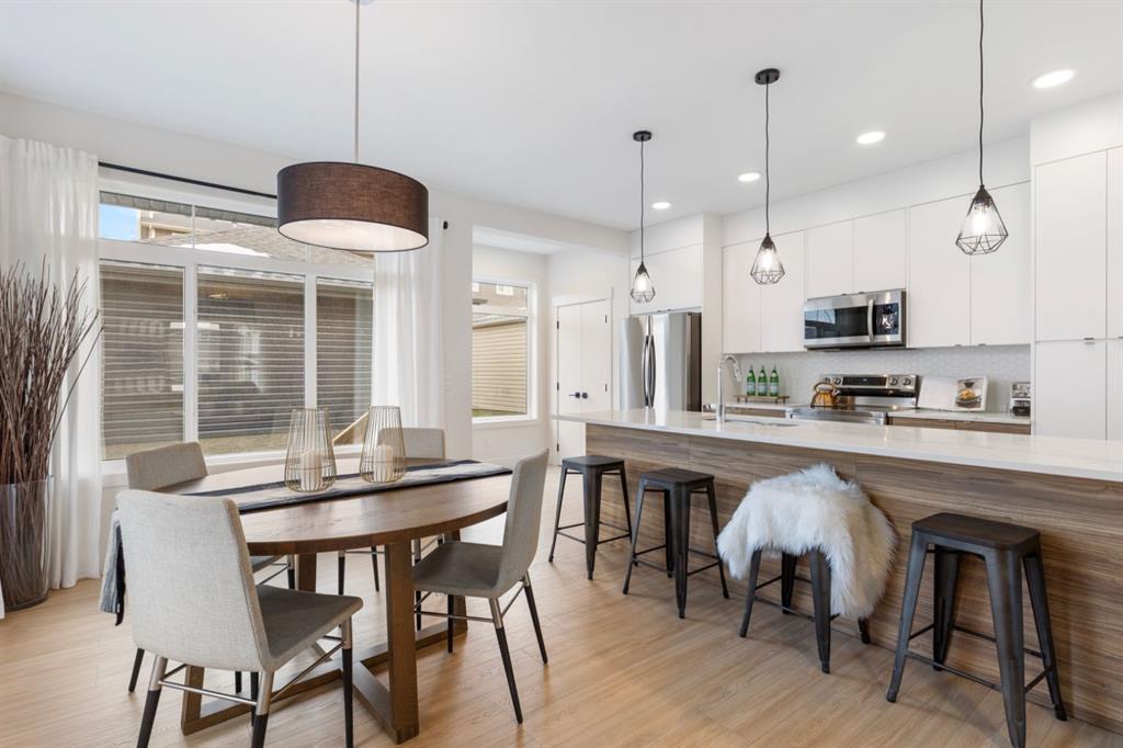 1054 Cobblestone Boulevard SW