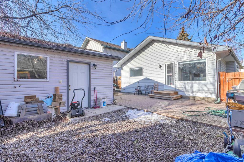 63 Cimarron Meadows Crescent