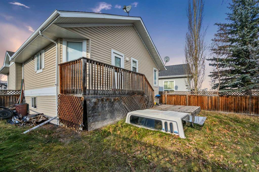 4 Valley Crest Gardens NW