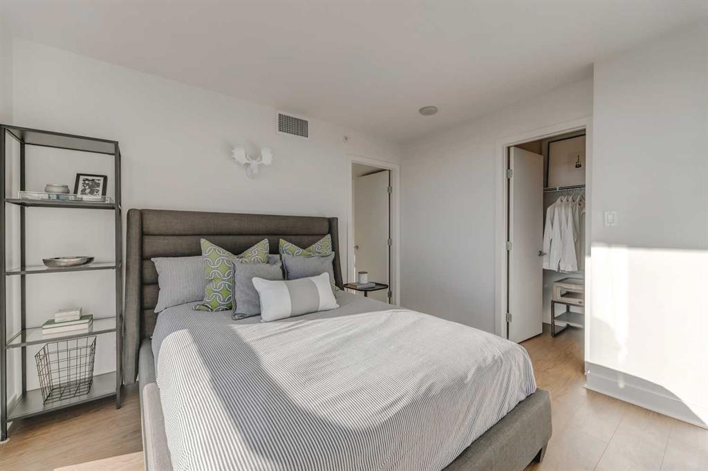 1110 11 Street SW, #902