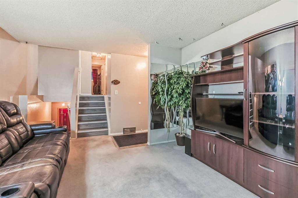 95 Whitmire Road NE