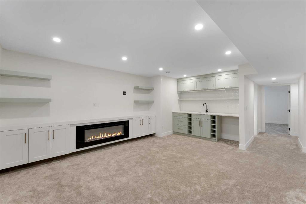 68 BENNETT Crescent NW
