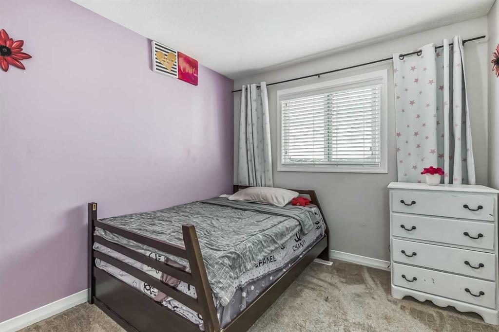 17 Evanscrest Road NW